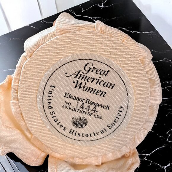 ELEANOR ROOSEVELT HALF DOLL 6" Tall Great American Women US HISTORICAL SOCIETY - Picture 2 of 10